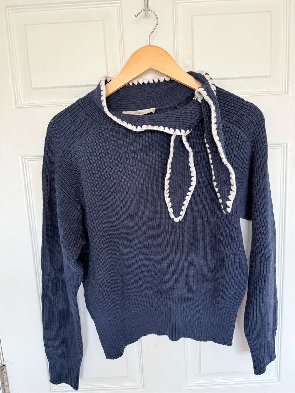 LOFT Navy Sweater with White-Trim Neck Tie